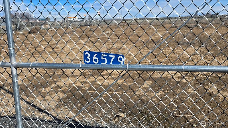 2nd image of 36579 NE RD I.8