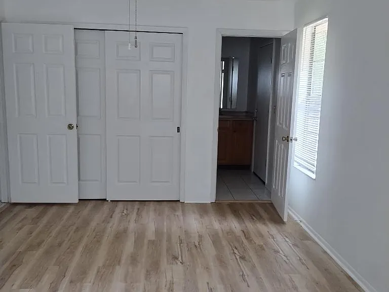 3069 Huron Ave — Photo 4