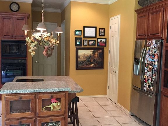 4th image of 2360 Wildwood Ln