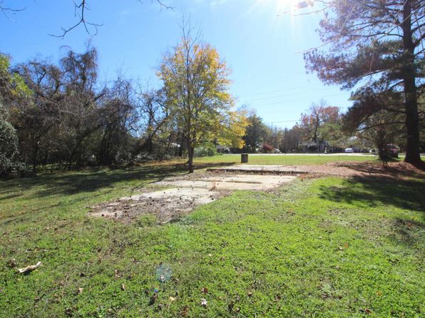 936 W Holly Springs Rd #35.658182, Holly Springs, NC 27540