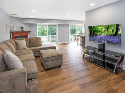 56 Woods Edge Dr, Succasunna, NJ, 07876