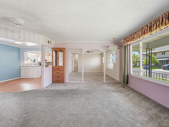 4th image of 1330 Farrell Ln