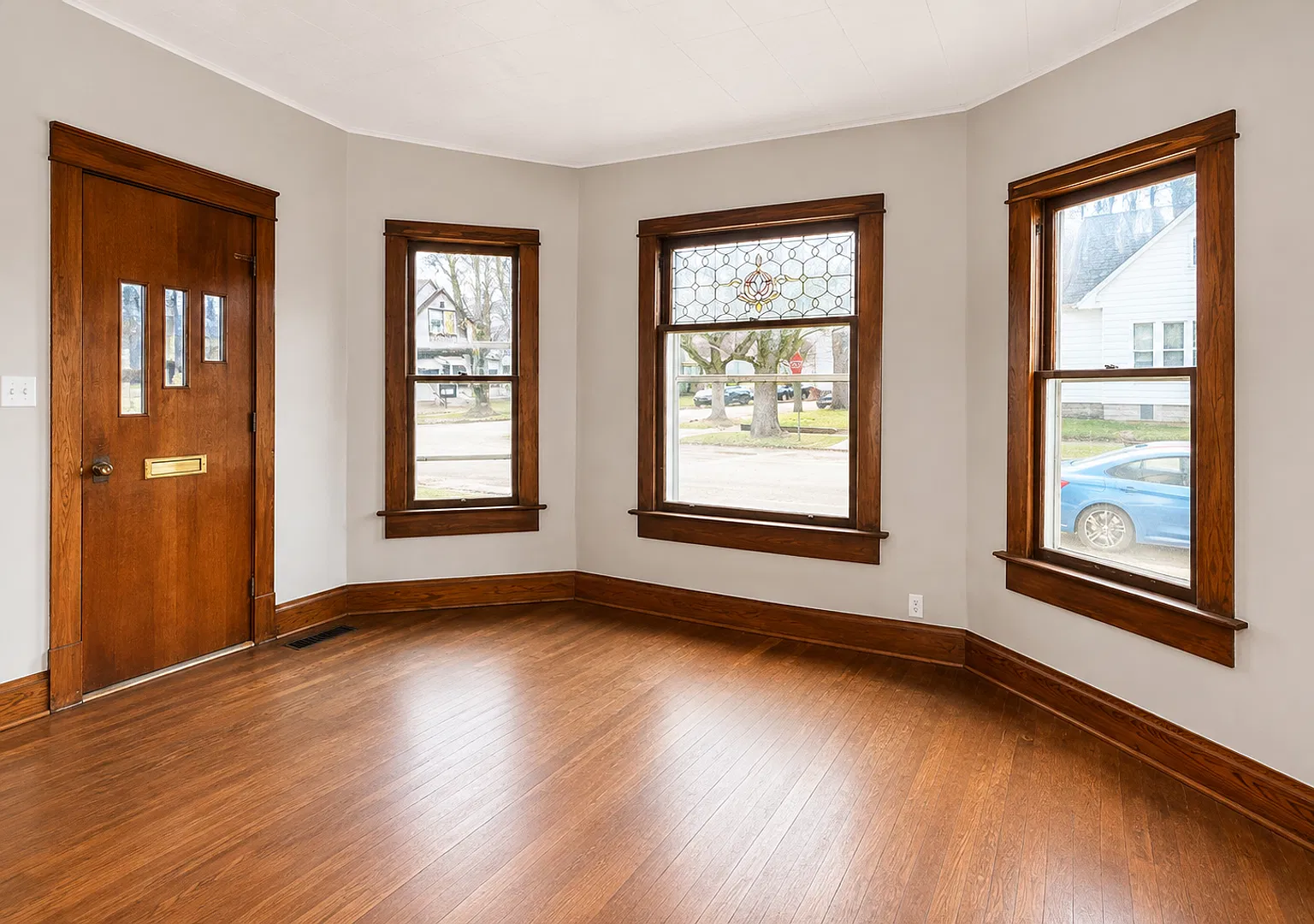Charming 2-Bedroom Corner-Lot Home with Modern Updates & Garage! — Photo 4