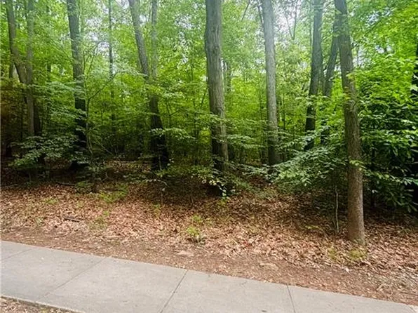4050 Herschel Rd, College Park, GA 30337