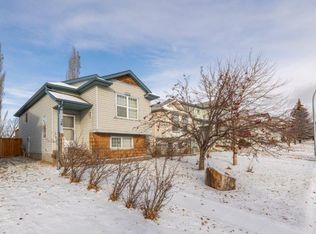36 Covepark Close NE, Calgary, AB T3K5R4