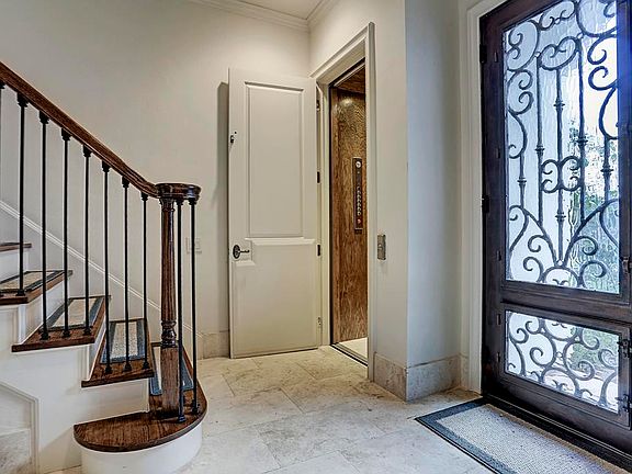 5th image of 5306 Calle Cadiz Pl