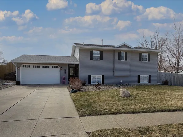 2105 1st Ave, Marion, IA 52302
