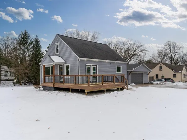 3403 Rownd St, Cedar Falls, IA 50613