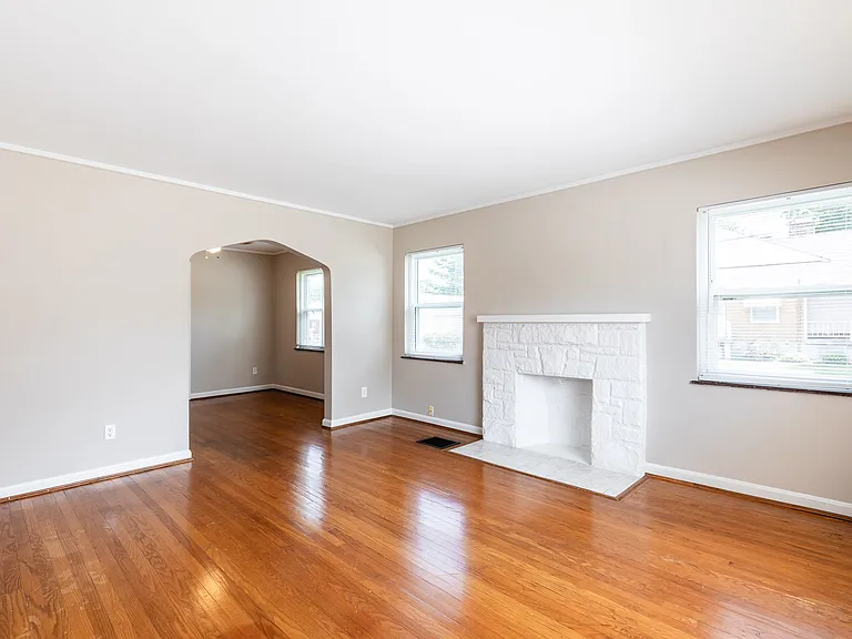 3798 Oleary Ave — Photo 4