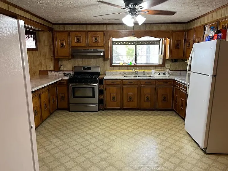 76 Woody Hill Dr — Photo 8