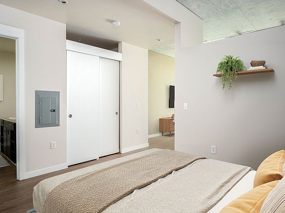5th image of 123 NW 12th Ave APT 631