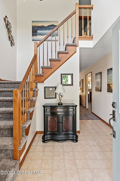 3rd image of 18 Woodside Drive