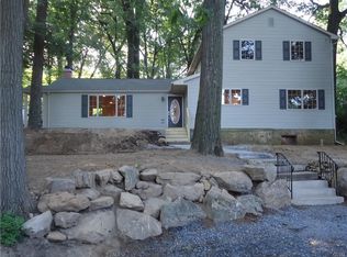444 Rock Cliff Rd, Emmaus, PA 18049