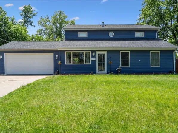 61 Oklahoma Ave SW, Cedar Rapids, IA 52404