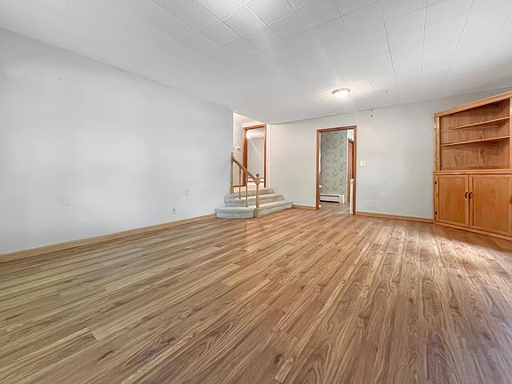 5th image of 800 6th St