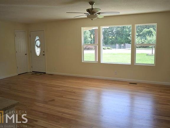 2nd image of 193 La Vista Ln