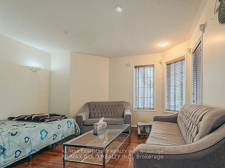 10 Squirreltail Way — Photo 10