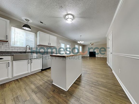 5th image of 5609 Topsail Ct