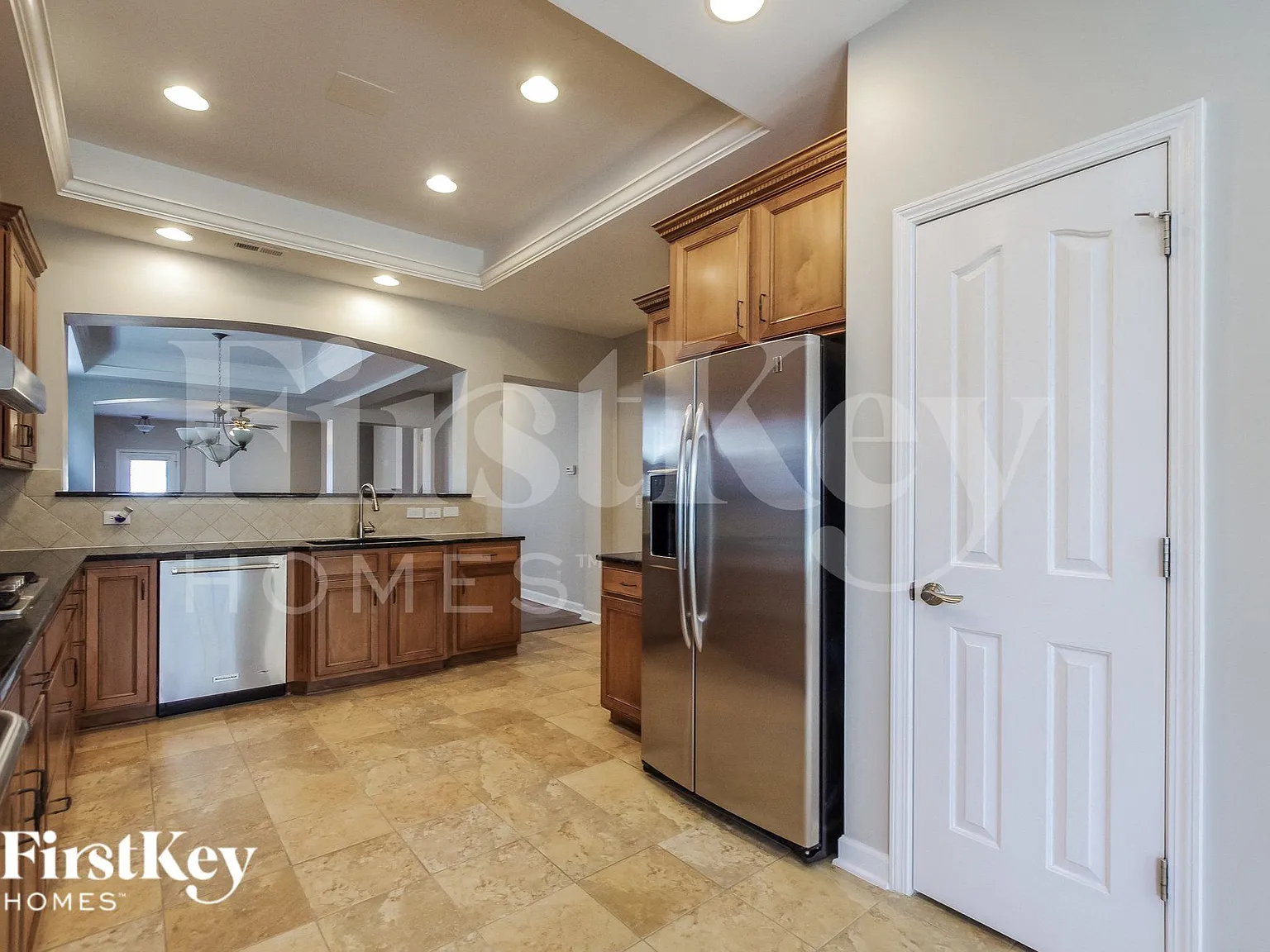 4 bed, 3.0 bath, 2666 sqft, $2,865 — Photo 4