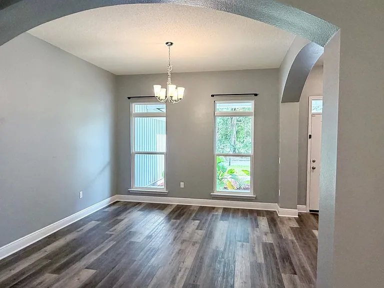 10085 Bellbrook Rd — Photo 5
