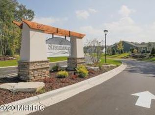 667 Sand Pointe Trl, Portage, MI 49002