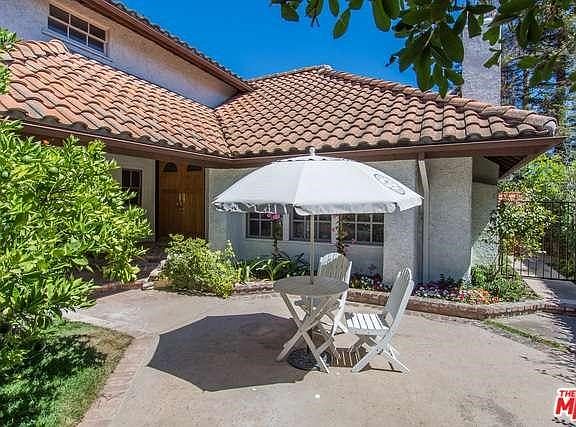 3rd image of 2944 Bottlebrush Dr