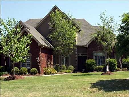1st image of 624 Towne Lake Dr