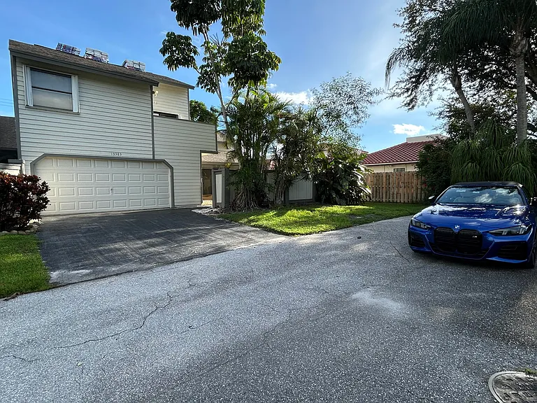 13383 Bedford Mews Ct — Photo 51