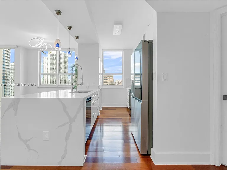 1155 Brickell Bay Dr #Penthouse 102 — Photo 12