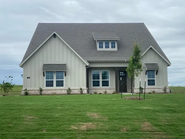 133 Hillview Trl, Decatur, TX 76234