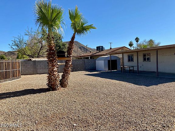 5th image of 2214 W Larkspur Dr