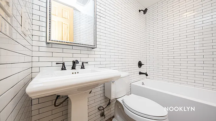 Rented by Nooklyn NYC LLC | media 20