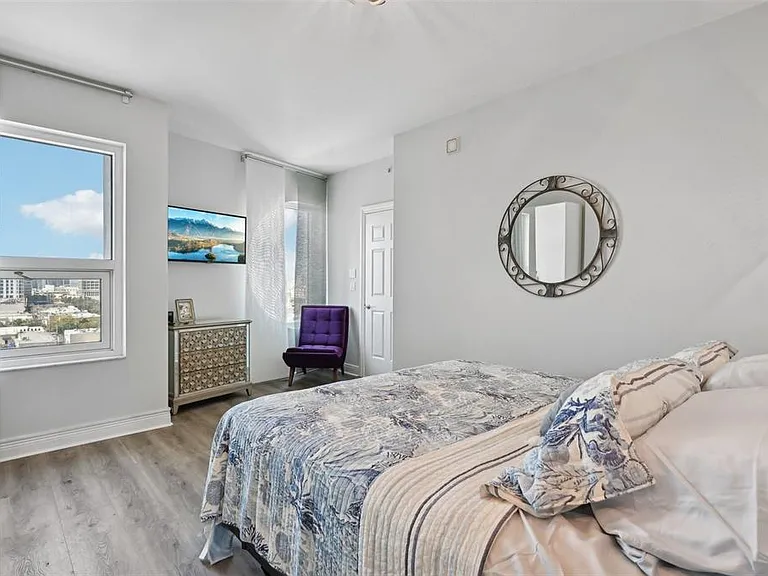 1771 Ringling Blvd #1001 — Photo 43