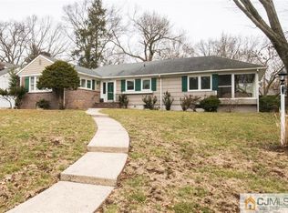 309 N 5th Ave, Edison, NJ 08817