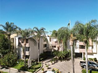 5325 Newcastle Ave UNIT 328, Encino, CA 91316