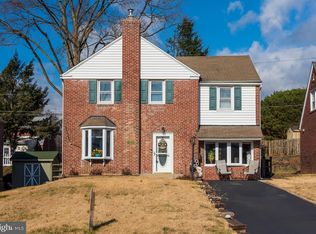 212 Walnut Hill Ln, Havertown, PA 19083