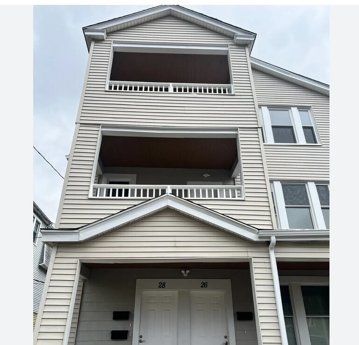 Building Photo - 28 Eastford St #2