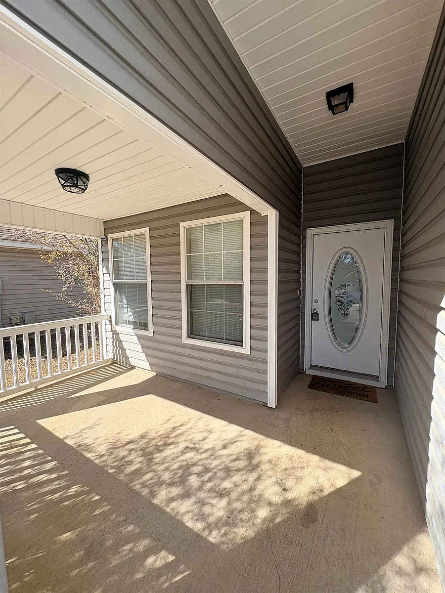 Building Photo - 3256 Addison Ln