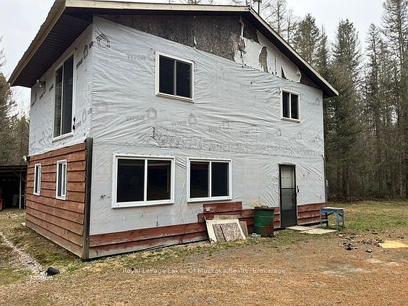 2nd image of 796 Scarlett Rd