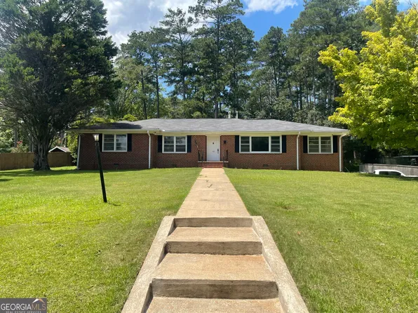 103 Crestview Ln, Valley, AL 36854