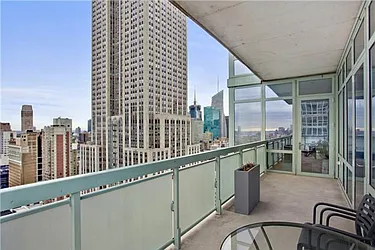 Sold by Platinvm Property Group New York