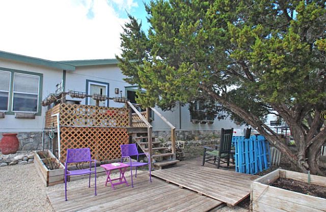 1st image of 112 Sheri Ln
