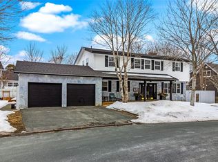 24 Eastview Crescent, St. John's, NL A1A3N1