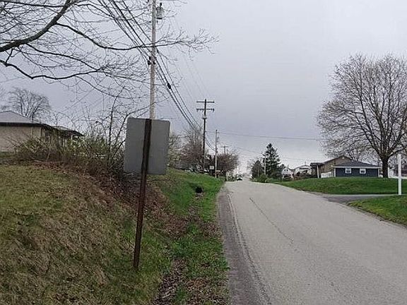 4th image of 404 Old Elderton Hill Rd