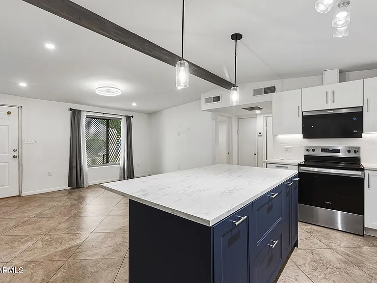 1620 W Roeser Rd — Photo 11
