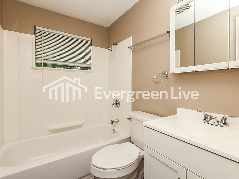2211 Burnside Dr — Photo 14