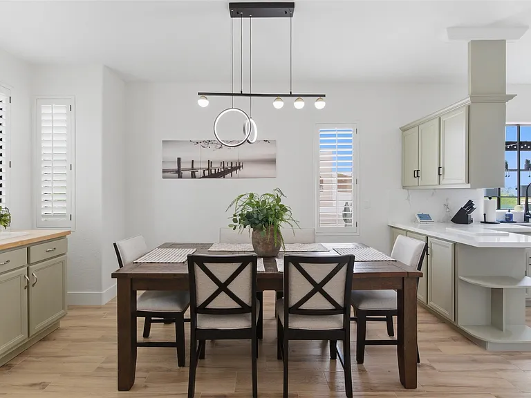 11011 N Zephyr Dr #210 — Photo 4