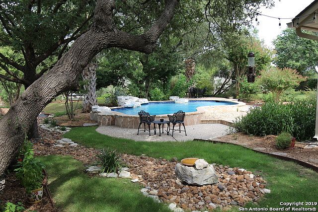 1st image of 132 Canyon Cir