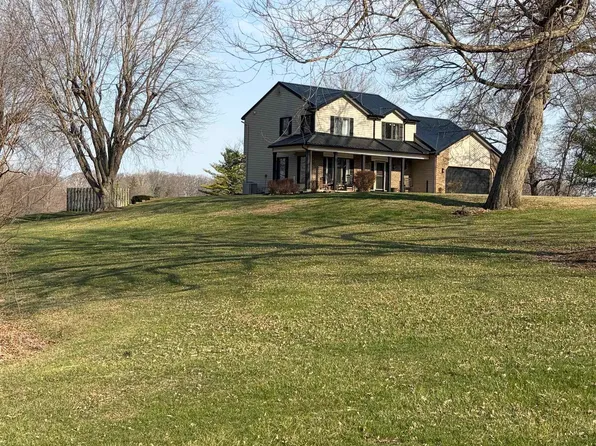 10501 N B Dr, Kendallville, IN 46755