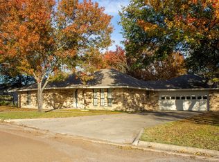 1305 SW 10th St, Cooper, TX 75432